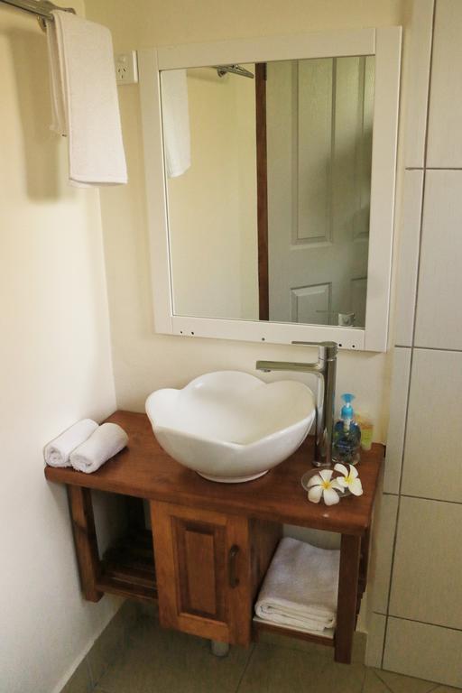 Santo Seaside Villas Luganville Kültér fotó