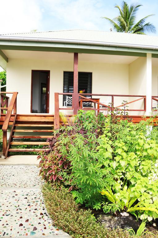 Santo Seaside Villas Luganville Kültér fotó
